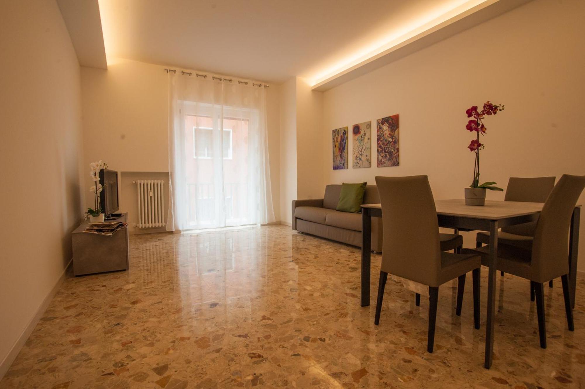 Appartamento con 2 Camere da Letto