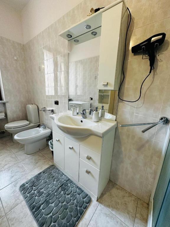 Appartamento con 2 Camere da Letto e Vista Giardino