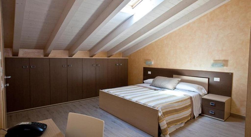 Triple Room,1383019433:JPEG