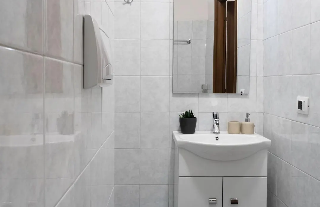 -Exclusive Verona Fiere- Free Parking And Wi-Fi--1