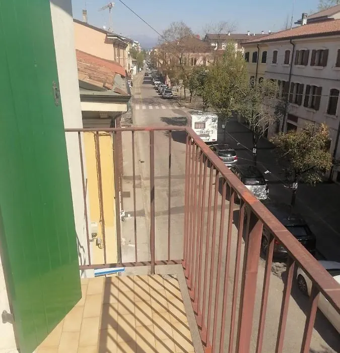 Dreaming Borgo Roma Apartment-1
