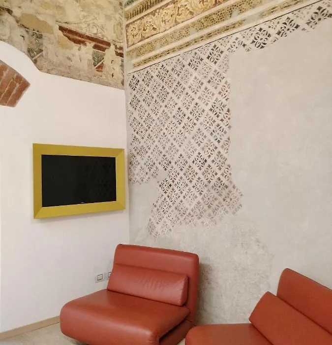 Juliet'S Neighbours- Luxury Apartment-1