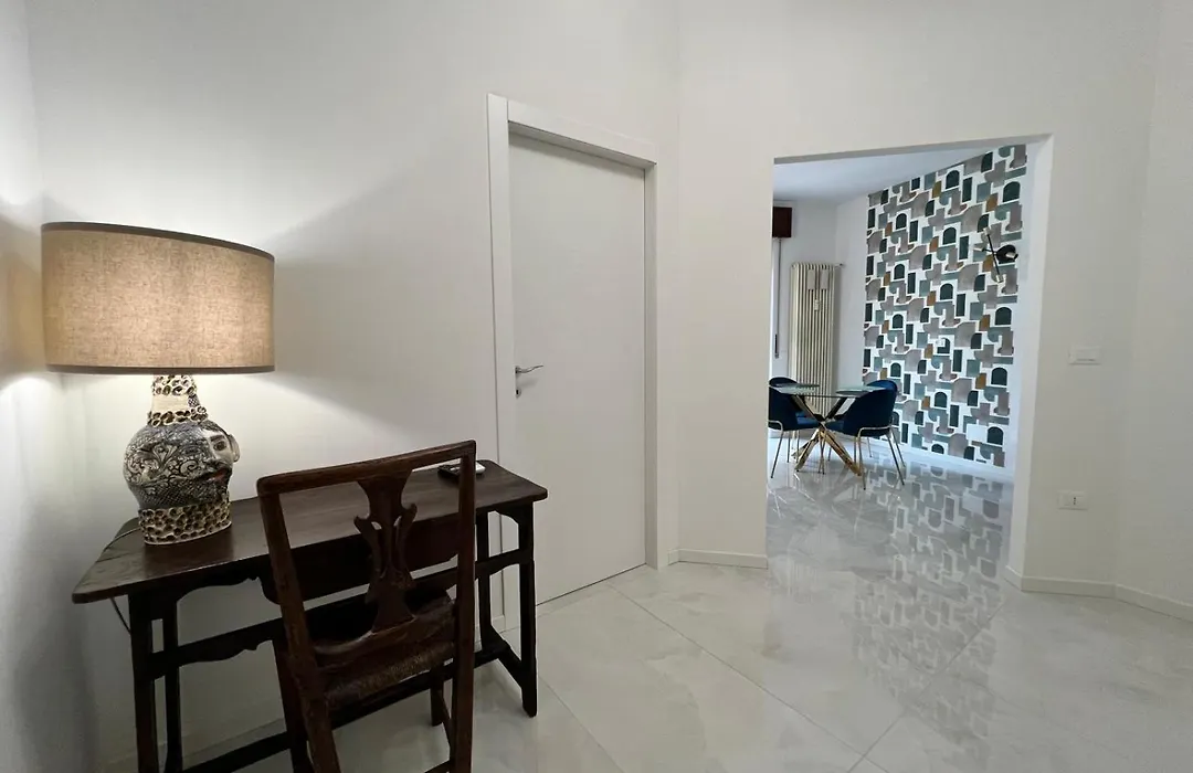 Frame Of Verona Apartments-1