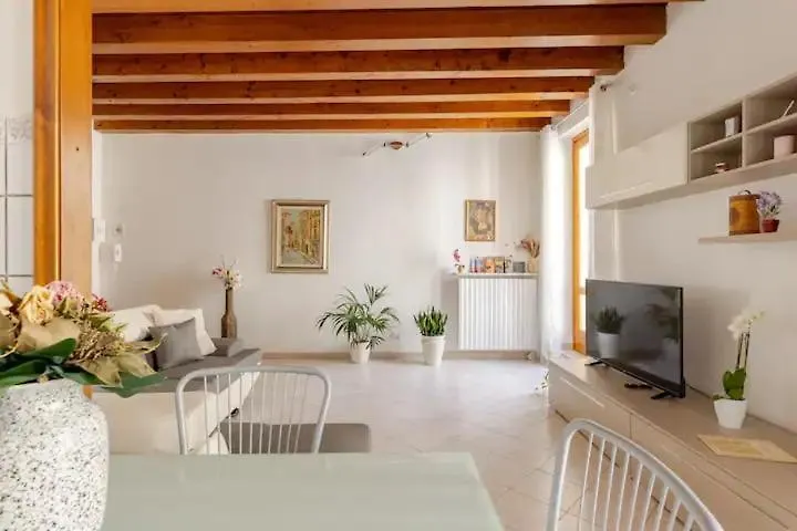 Arena Apartment Verona-1
