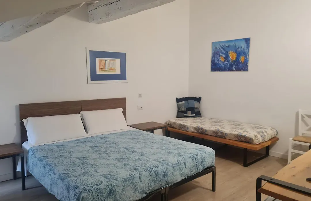 Carrera Home Appartamenti Verona - Bike Hotel-1