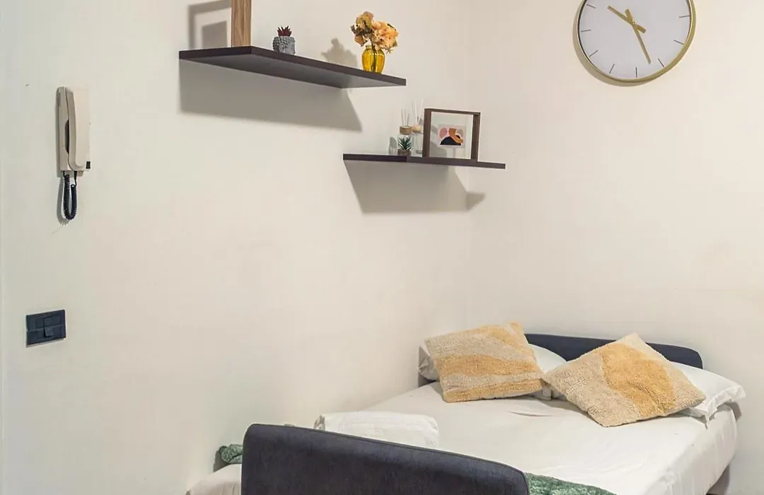 Casa Olga - Bilocale con terrazzo zona fiera-1