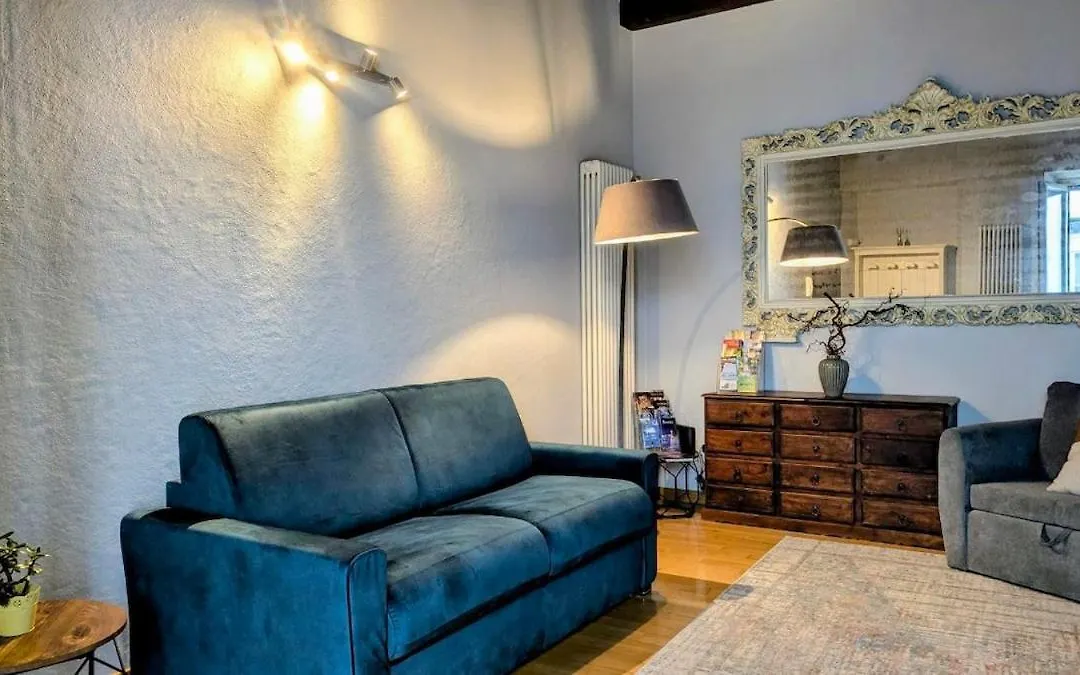 Residenza Tazzoli - Big House 120 M2, With 2 Bedrooms And 2 Bathrooms-1