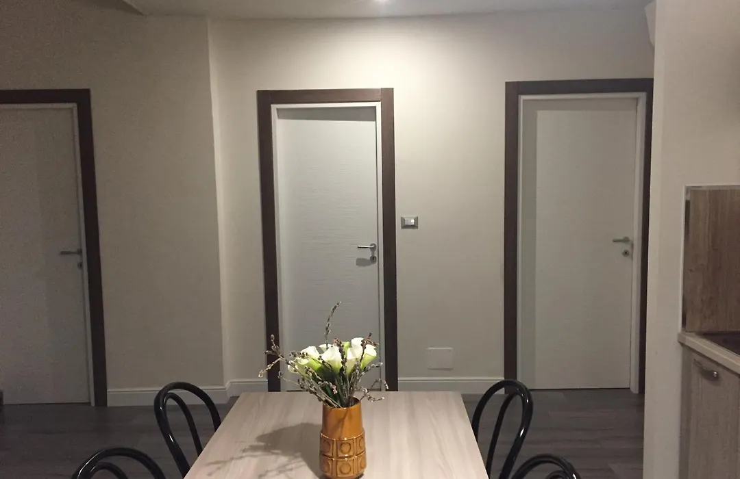 Poloni Apartment-1