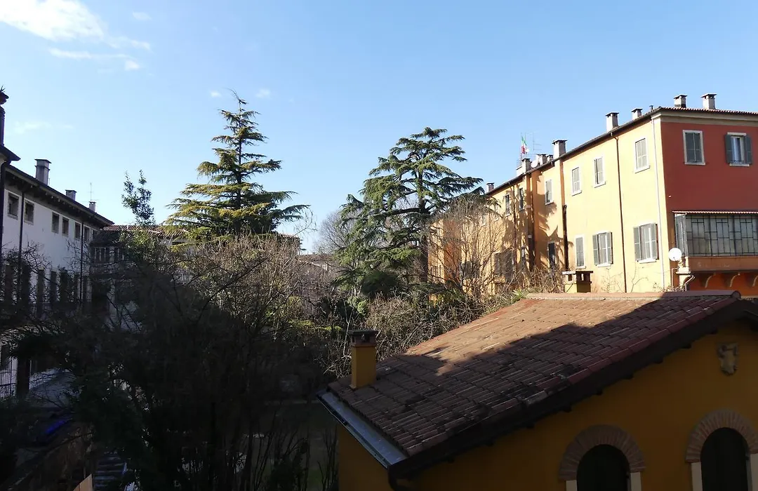 3 Amici Suites-1