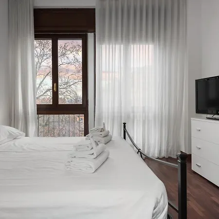 Flats4Rent Lucia-2