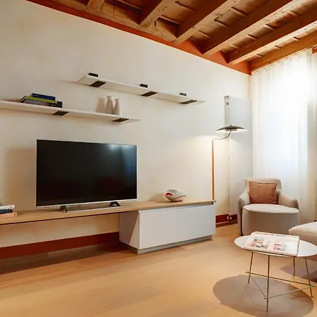 1881 Luxury Suites-3