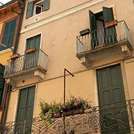 Il Nido Di Irena A Verona-2