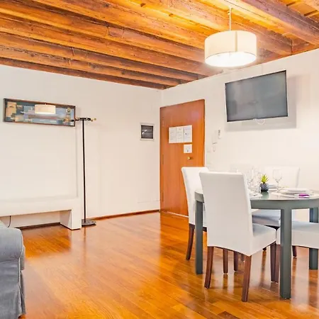 Residenza Corte Carnesali - Italian Homing-3