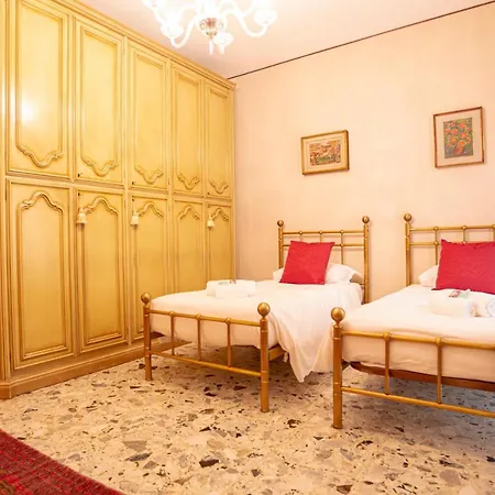 Residenza Porta Leoni - Royal Welcome-3