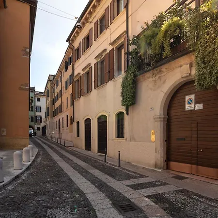 Romeo And Juliet Apartments-3