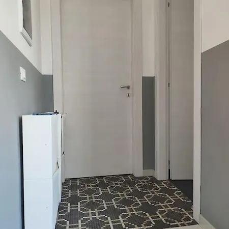 Studio Flat Verona 1 balcone-2