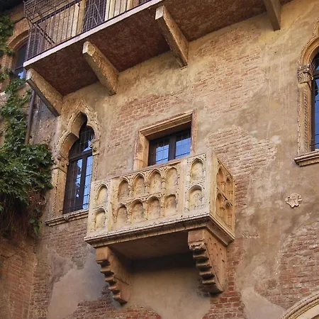 Vitti's home Verona 4 - Apartment-2