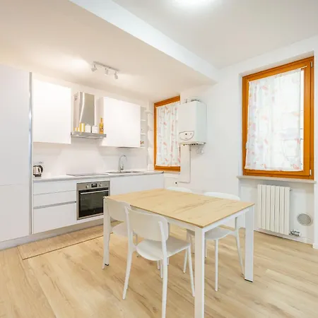 Arena Flat: Verona Centre-3