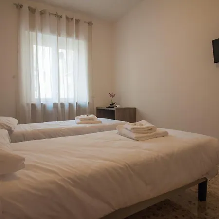 Italianflat - Via Steeb Apartment, 5 Min Walk From Arena-3
