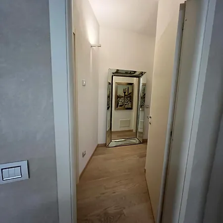 Juliet'S Neighbours- Luxury Apartment-2