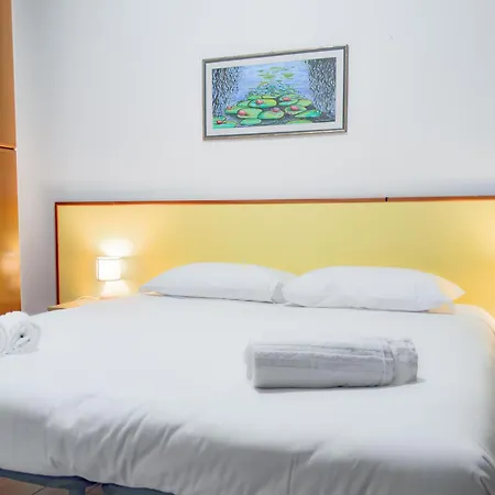 Casa Olga - Bilocale con terrazzo zona fiera-3