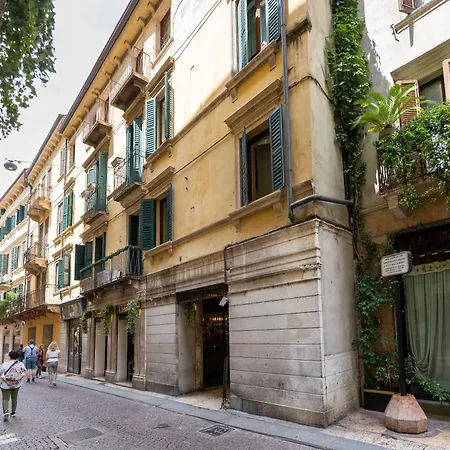 Sgarzerie Luxury Flat 2 Rooms 120Mq-3
