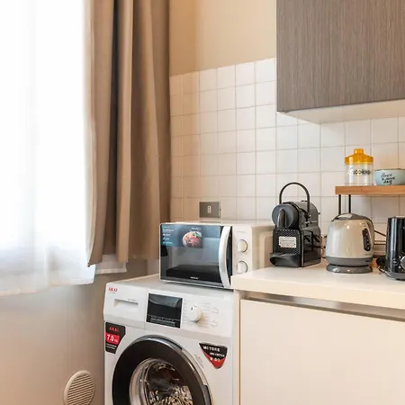 -Near Arena & Parking - Pet Friendly Historical Arena Palace-2