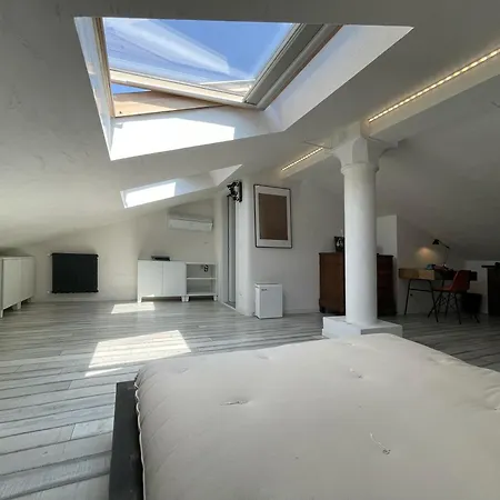 Holyday Luxury Apartment With Jacuzzi Tub-2