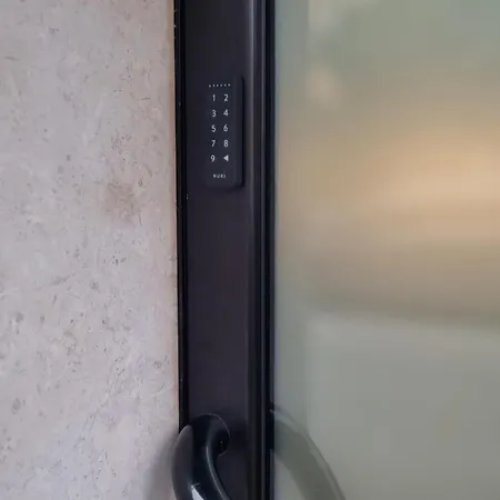 Casa Ross - appartamento Elegante e Confortevole, recentemente Rinnovato-3