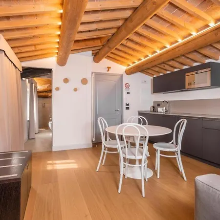 ApartmentsArena - Corte degli Eremitani-3
