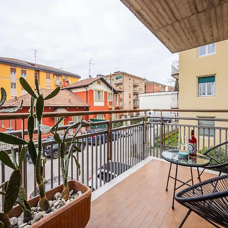 Infinity Suite Verona Free Parking-3