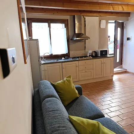 Domus Al Pozzo-2