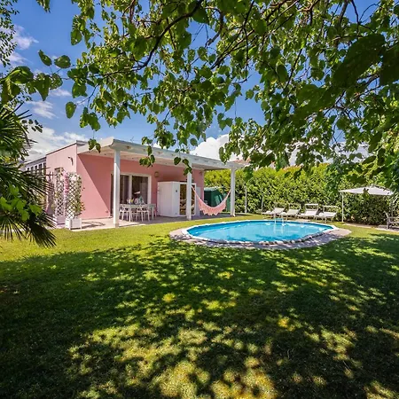 Ferragosto 2026 - Intera Villa con Piscina Privata Giardino BBQ Parcheggi-2