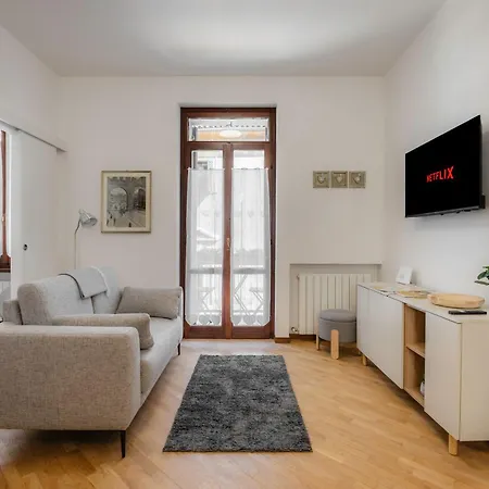 Eap Suites 2, Verona-3