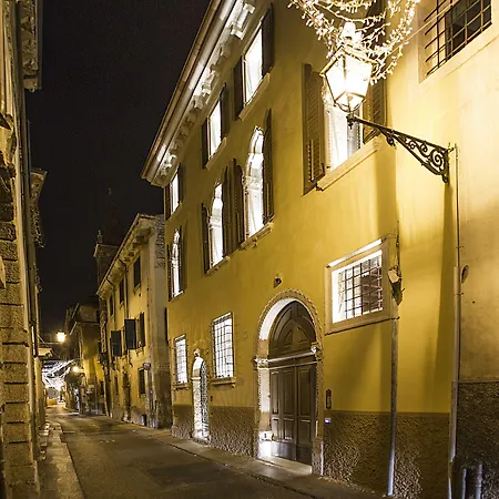 Residenza Palazzo Brenzoni-2
