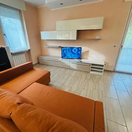 Urban Home Verona-3