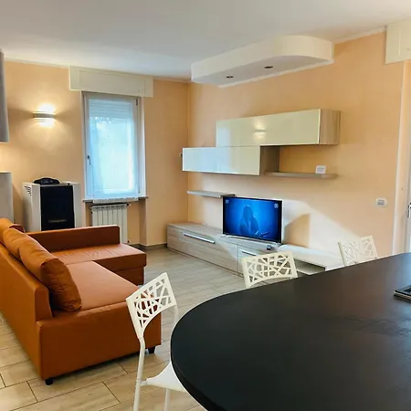 Urban Home Verona-2