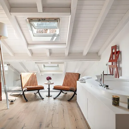 Conte Manfredo And Donna Angelina Apartments With Breathtaking Arena Views In Verona-2