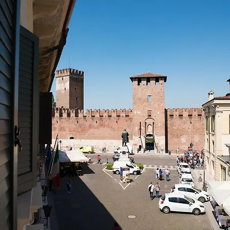 Carrera Home Appartamenti Verona - Bike Hotel-3