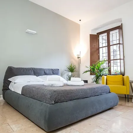 Antiche Colonne Suite-3