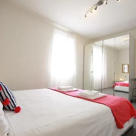 Bianco Apartment-2