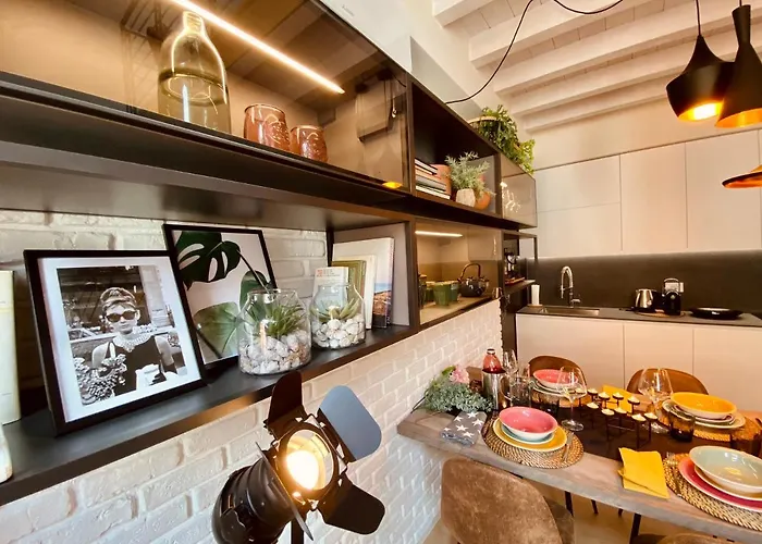 Volto Corte Farina Apartments - Luxury Lofts Verona