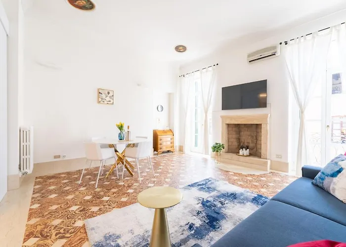 Corso Cavour Luxury Apartment Verona