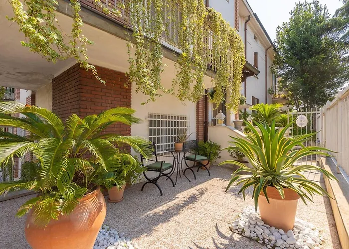 Crys: Apartments, Holiday, Business, Blu Verona