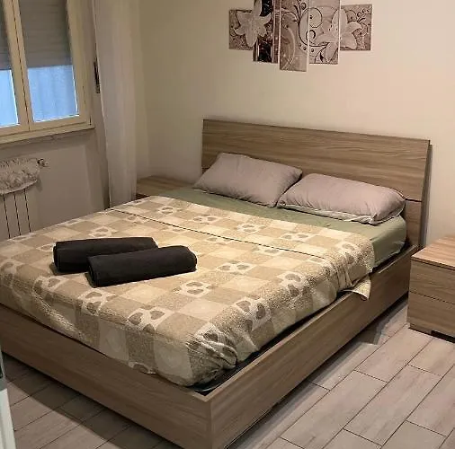 Modern Two Bedroom Apartment In Stadio Verona