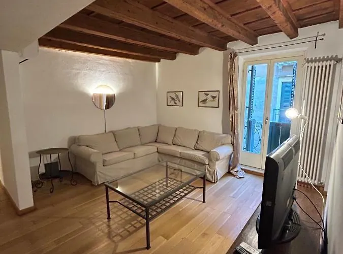 Casa dei Mercanti Verona