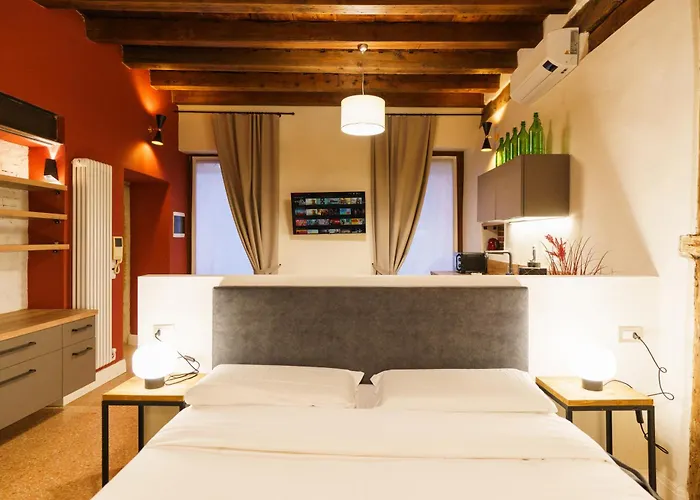 Domus Verona - Elegante Residenza Satiro