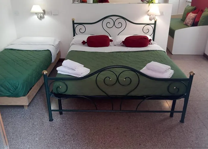Marconi Rooms Loggia delle Erbe Verona