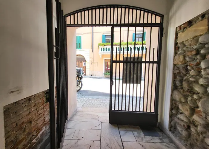 Casa Perotti Pallone Verona