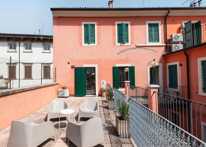 The Roof Top Life Verona
